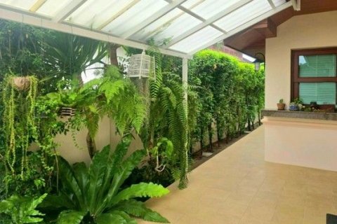 Villa in Hua Hin, Thailand 4 bedrooms № 169062 - photo 17