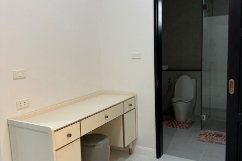 Villa in Chiang Mai, Thailand 4 bedrooms № 162684 - photo 29