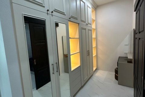 Villa in Chiang Mai, Thailand 4 bedrooms № 162684 - photo 27