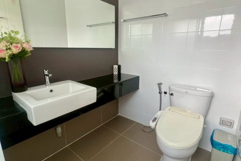 House in Chiang Mai, Thailand 3 bedrooms № 162679 - photo 29