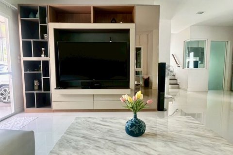 House in Chiang Mai, Thailand 3 bedrooms № 162679 - photo 6