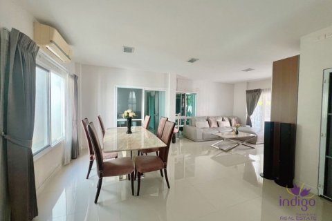 House in Chiang Mai, Thailand 3 bedrooms № 162679 - photo 13