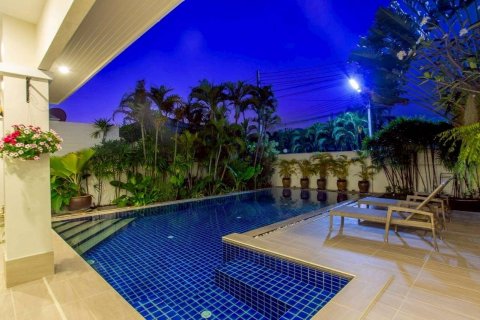 Villa in Hua Hin, Thailand 3 bedrooms № 157894 - photo 5