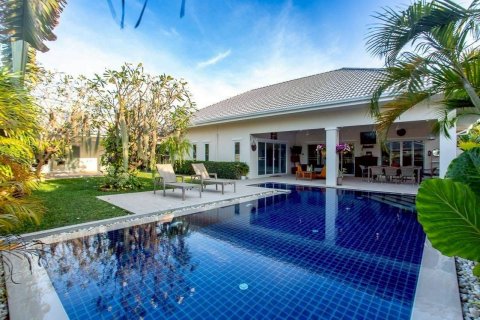 Villa in Hua Hin, Thailand 3 bedrooms № 157894 - photo 3