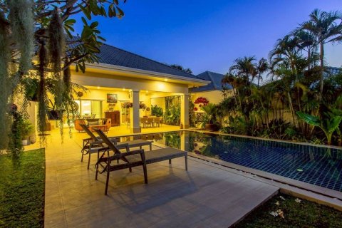 Villa in Hua Hin, Thailand 3 bedrooms № 157894 - photo 2