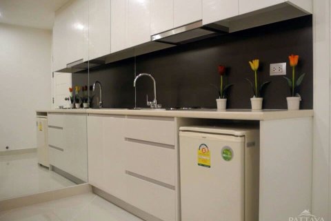 Condo on Jomtien Beach, Pattaya, Thailand, 1 bedroom  № 204095 - photo 4