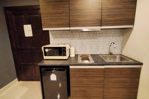 Condo on Jomtien Beach, Pattaya, Thailand, 1 bedroom  № 204096 - photo 9