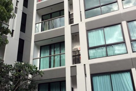 Condo in Pattaya, Thailand, 1 bedroom  № 204093 - photo 1