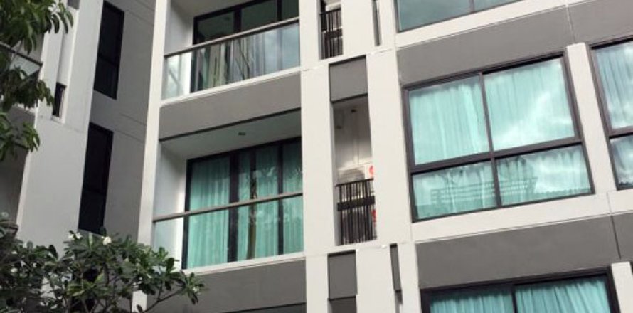 Condo in Pattaya, Thailand, 1 bedroom  № 204093