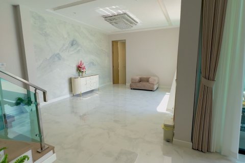 Вилла в Чиангмае, Таиланд с 6 спальнями  № 136278 - фото 18