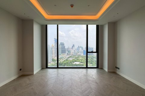 Кондоминиум с 3 спальнями в Патхум Ване, Бангкок, Таиланд № 136282 - фото 7