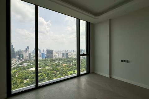 Кондоминиум с 3 спальнями в Патхум Ване, Бангкок, Таиланд № 136282 - фото 6