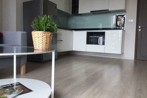 Студия в кондо в Дин Даенге, Бангкок, Таиланд № 155122 - фото 3