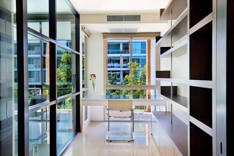Eigentumswohnung in Bangkok, Thailand, 3 Schlafzimmer № 220603 - Foto 2