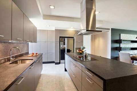 Eigentumswohnung in Bangkok, Thailand, 3 Schlafzimmer № 220603 - Foto 4