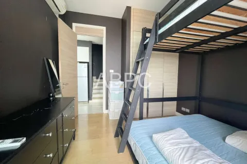 Condominio de 2 dormitorios en Jomtien Beach, Pattaya, Tailandia № 210757 - foto 11