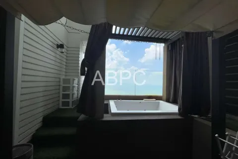Condominio de 2 dormitorios en Jomtien Beach, Pattaya, Tailandia № 210757 - foto 7