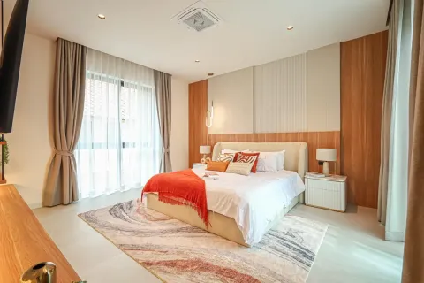 Casa de 5 dormitorios en Jomtien Beach, Pattaya, Tailandia № 210759 - foto 23