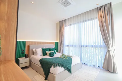 Casa de 5 dormitorios en Jomtien Beach, Pattaya, Tailandia № 210759 - foto 22