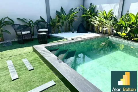 Casa de 5 dormitorios en Pattaya, Tailandia № 210762 - foto 8