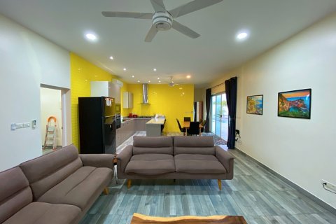 Villa in Pran Buri, Thailand 3 bedrooms № 168746 - photo 29