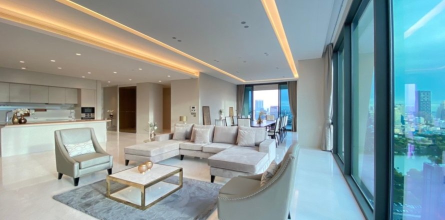 Кондоминиум с 4 спальнями в Патхум Ване, Бангкок, Таиланд № 172546