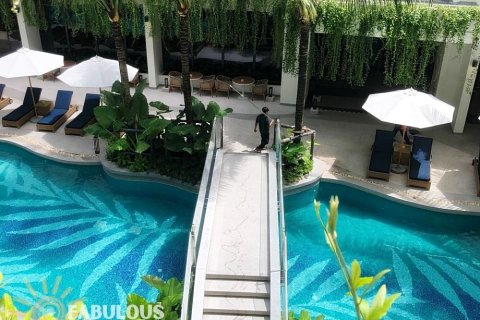 Condo in Bang Tao, Thailand, 2 bedrooms № 179332 - photo 4