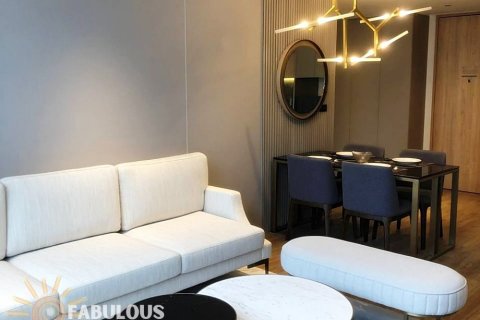 Condo in Bang Tao, Thailand, 2 bedrooms № 179332 - photo 6