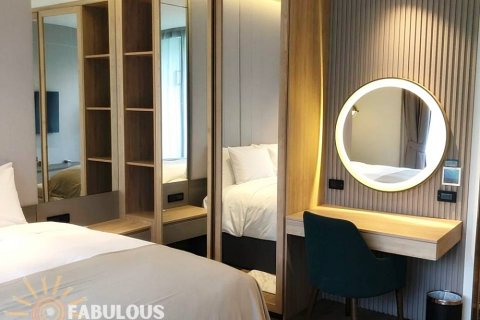 Condo in Bang Tao, Thailand, 2 bedrooms № 179332 - photo 9