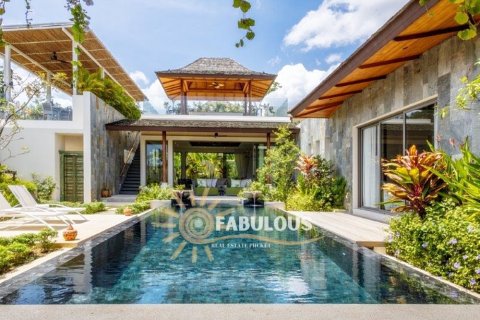 Villa in Bang Tao, Thailand 4 bedrooms № 179330