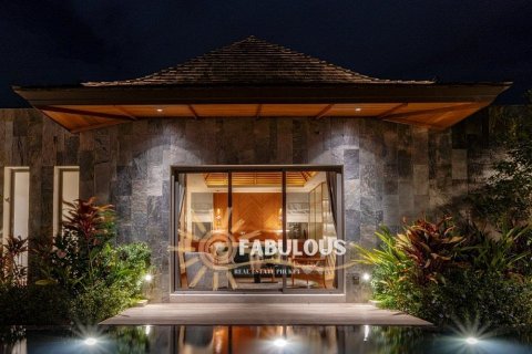 Villa in Bang Tao, Thailand 4 bedrooms № 179330 - photo 5