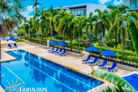 Penthouse in Bang Tao, Thailand 3 bedrooms № 179334 - photo 19