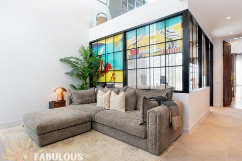 Penthouse in Bang Tao, Thailand 3 bedrooms № 179334 - photo 6