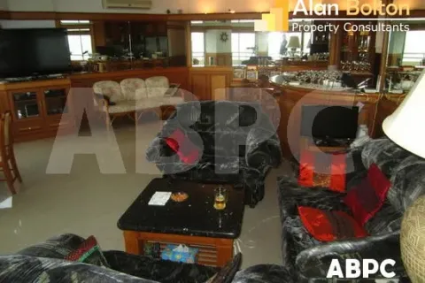 Condominio de 2 dormitorios en Pattaya, Tailandia № 211966 - foto 2