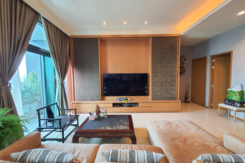 Condo à Bangkok, Thaïlande, 4 chambres  № 187294