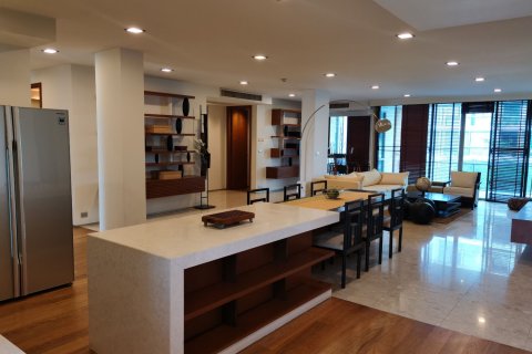 คอนโดมิเนียมในกรุงเทพฯ, ประเทศไทย, 3 ห้องนอน № 181058 - รูปถ่าย 3