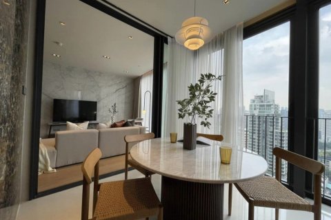 Condo in Bangkok, Thailand, 2 bedrooms  № 181053 - photo 2