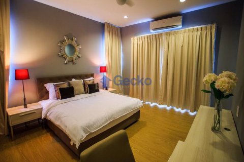 House in Pattaya, Thailand 4 bedrooms № 197226 - photo 12