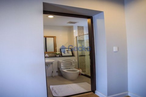 House in Pattaya, Thailand 4 bedrooms № 197226 - photo 6