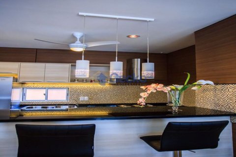 House in Pattaya, Thailand 4 bedrooms № 197226 - photo 11