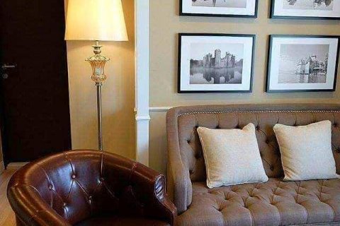 Кондоминиум с 2 спальнями в Сатхоне, Бангкок, Таиланд № 142135 - фото 2