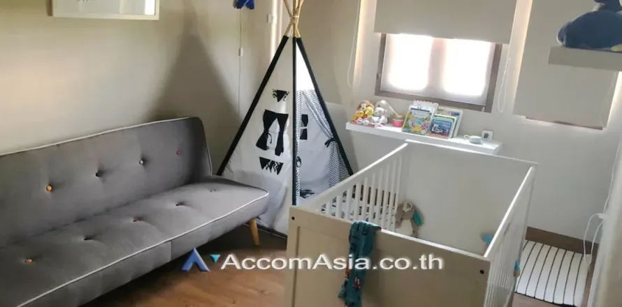 Adosado de 3 dormitorios en Watthana, Bangkok, Tailandia № 214328