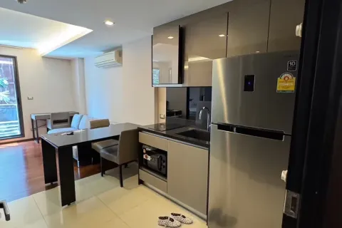 Студия в кондо в Ваттхане, Бангкок, Таиланд № 170566 - фото 8