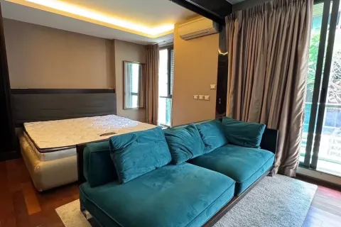 Студия в кондо в Ваттхане, Бангкок, Таиланд № 170566 - фото 3