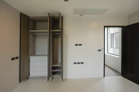 Villa in Nakhon Si Thammarat, Thailand 4 bedrooms № 139830 - photo 18