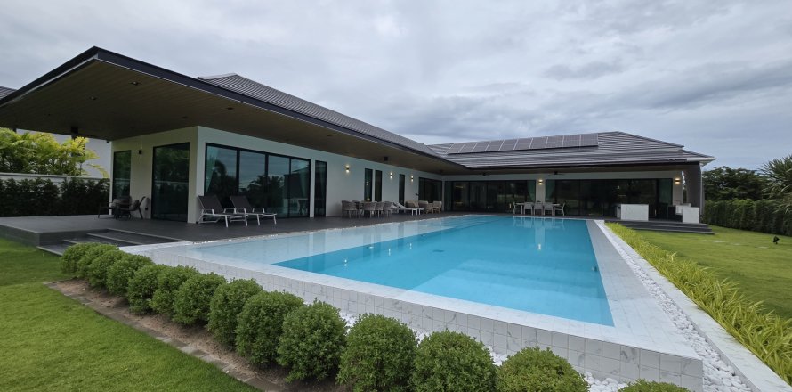 Вилла в Ча-аме, Таиланд с 4 спальнями  № 135929