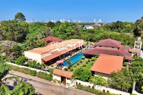 Propriété commerciale à Pattaya, Thaïlande 650 m2 № 198215 - photo 29