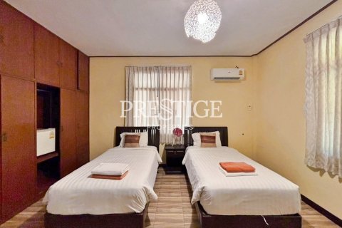 Propriété commerciale à Pattaya, Thaïlande 650 m2 № 198215 - photo 16