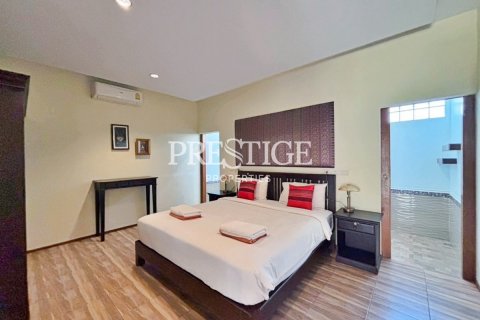 Propriété commerciale à Pattaya, Thaïlande 650 m2 № 198215 - photo 18