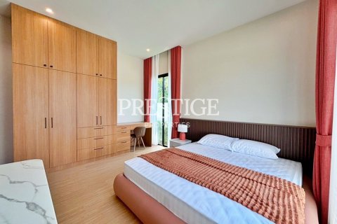House in Pattaya, Thailand 3 bedrooms № 198220 - photo 23